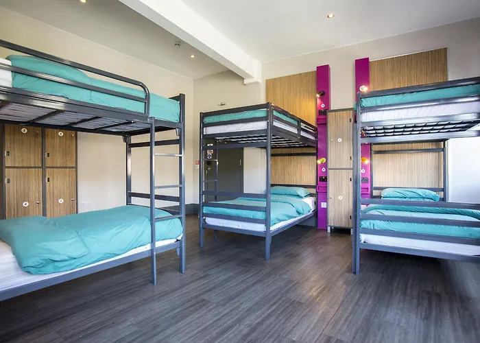 Kick Ass Greyfriars (18+)